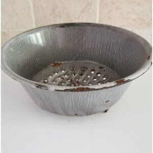 Gray Graniteware Strainer Vintage CONDITION Antique Enamelware Colander Footed R